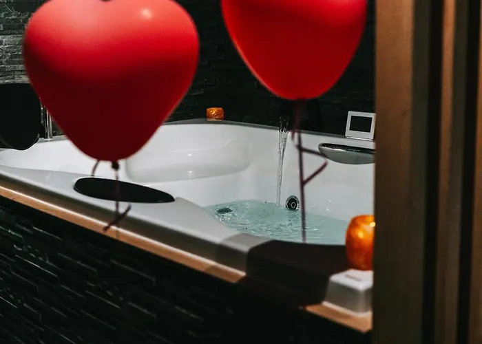 La Maison D Aurore Loft Et Privatif Ferienhaus Couvin